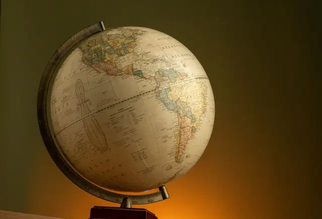 globe — photo