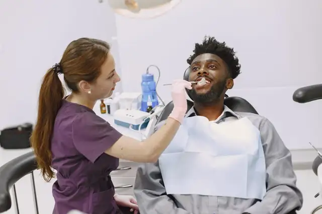 dentist — photo