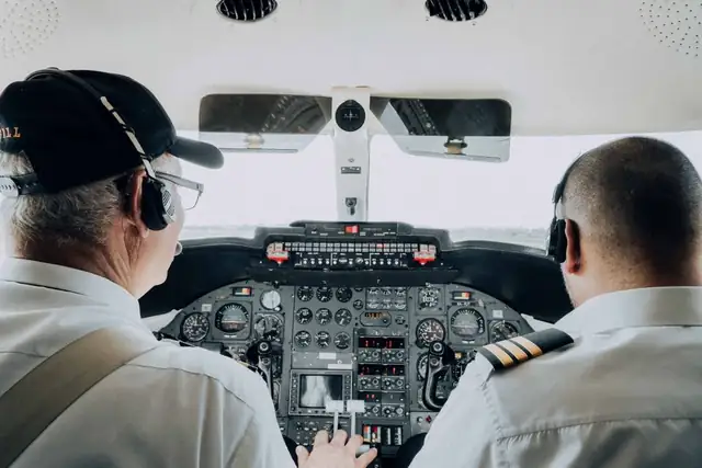pilot — photo