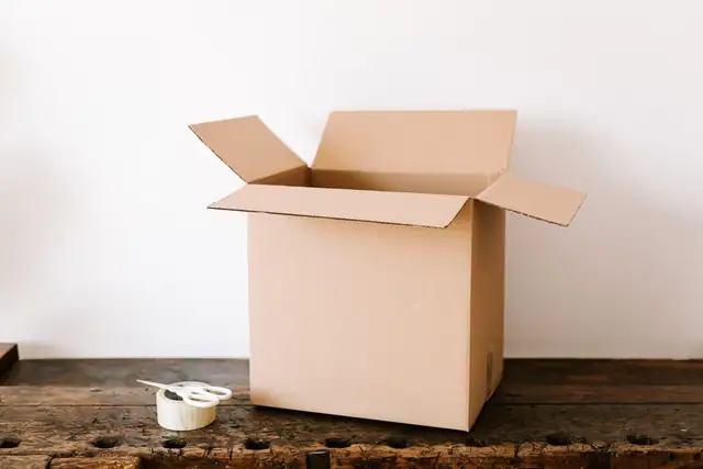 box — photo