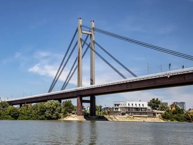 bridge — photo
