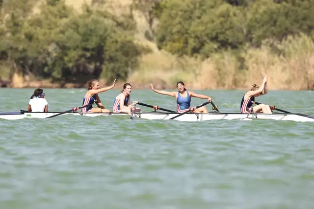 rowing — photo