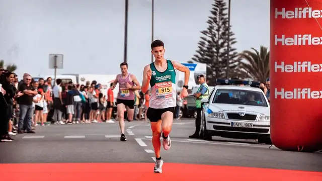 running — photo